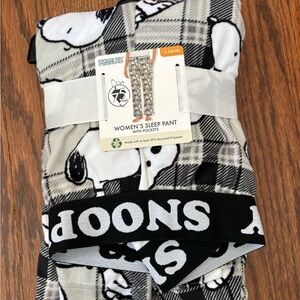 Peanuts Snoopy Women’s Sleep Pants With Pockets Size L 12/14 New With Tags